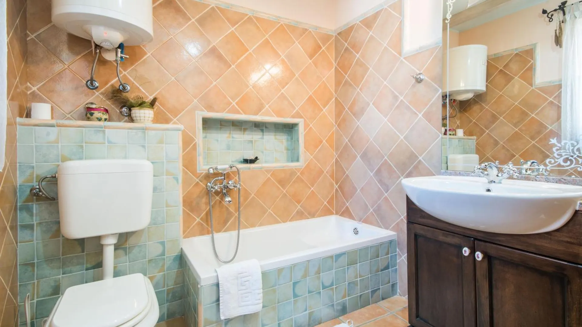 Villa Giovanna, A Charming Villa With Pool In A Beautiful Landscaped Garden Šumber 0*,