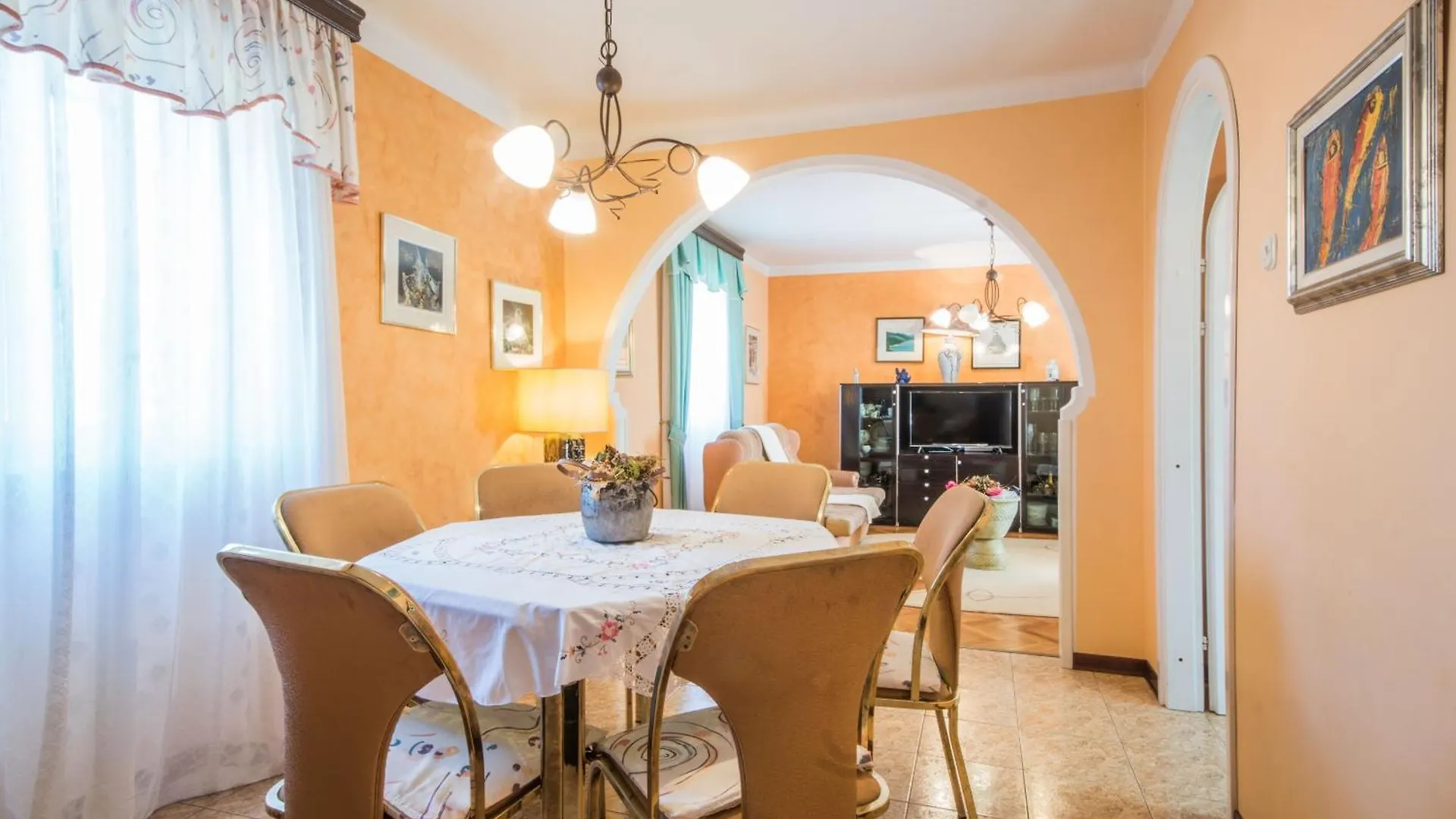 Vakantiehuis Villa Giovanna, A Charming Villa With Pool In A Beautiful Landscaped Garden Šumber Kroatië