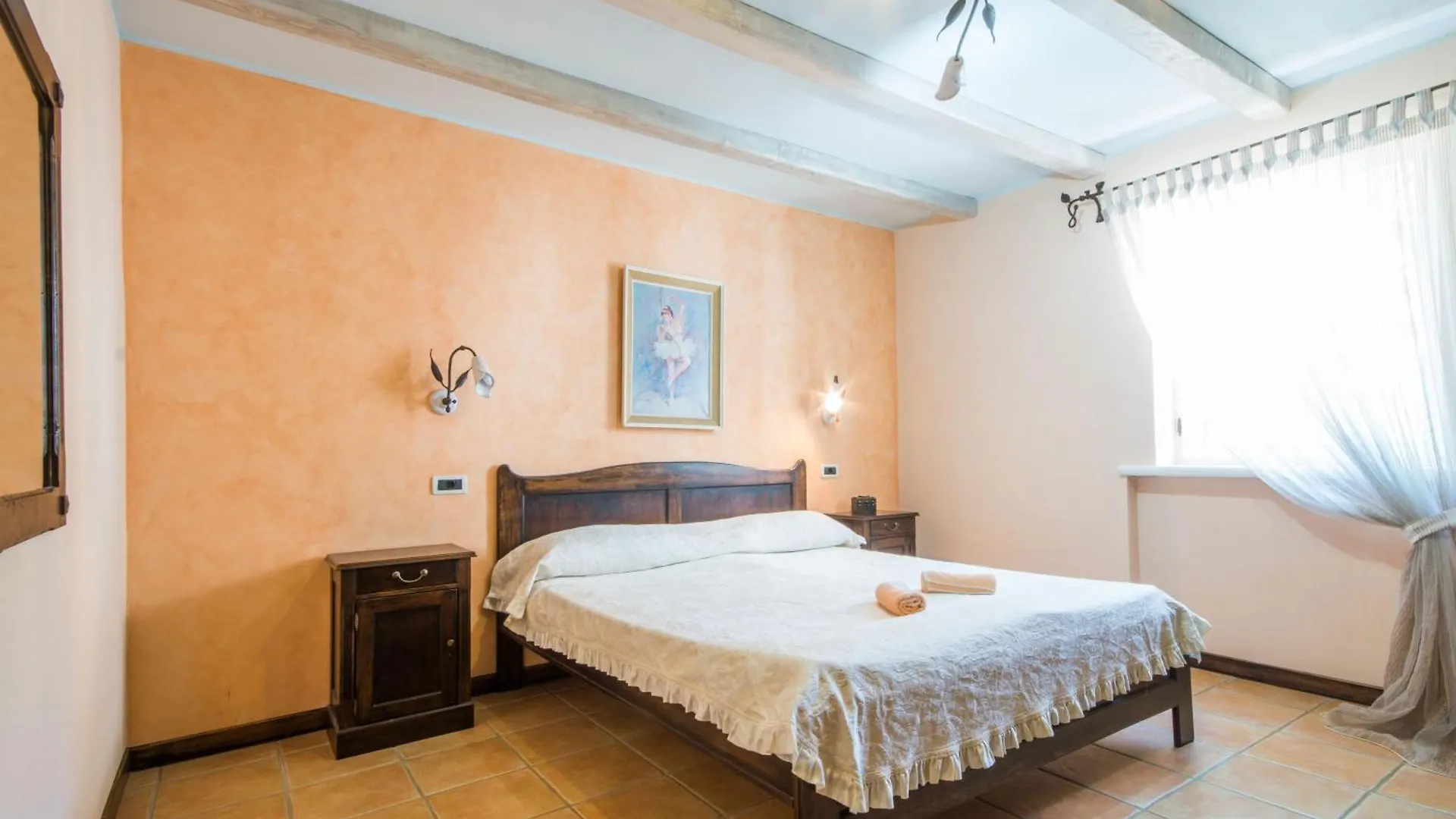 Villa Giovanna, A Charming Villa With Pool In A Beautiful Landscaped Garden Šumber Vakantiehuis