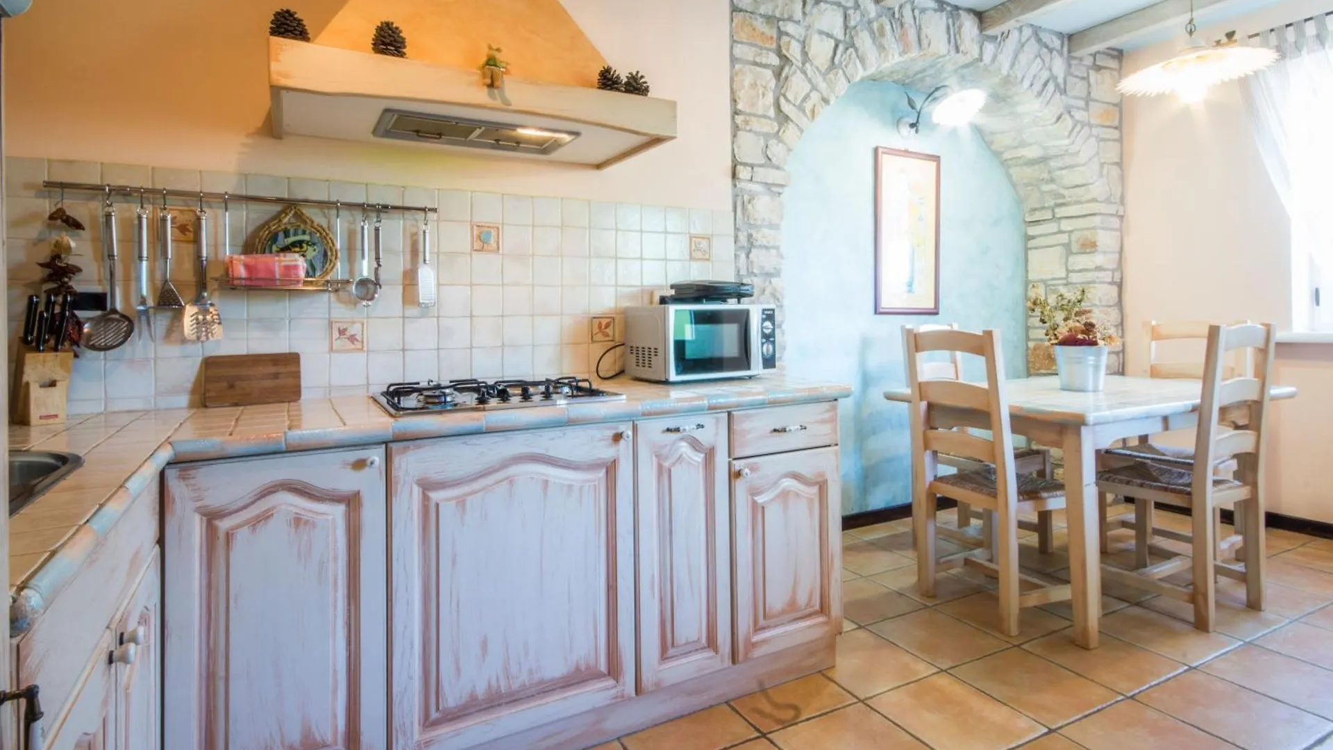 Vakantiehuis Villa Giovanna, A Charming Villa With Pool In A Beautiful Landscaped Garden Šumber