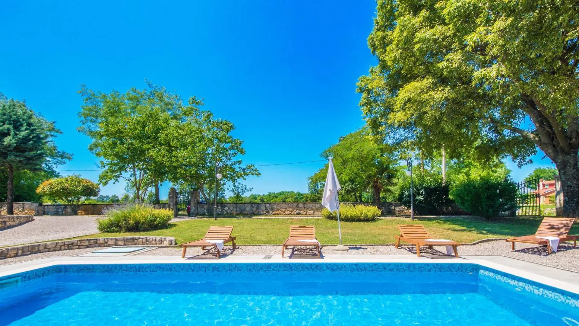 Villa Giovanna, A Charming Villa With Pool In A Beautiful Landscaped Garden Šumber 0*,  Kroatië